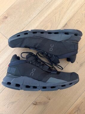 Women’s On Cloud Cloudnova 2